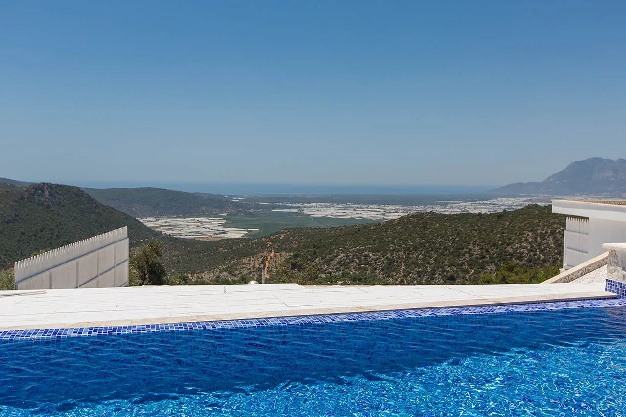 Villa Adelya