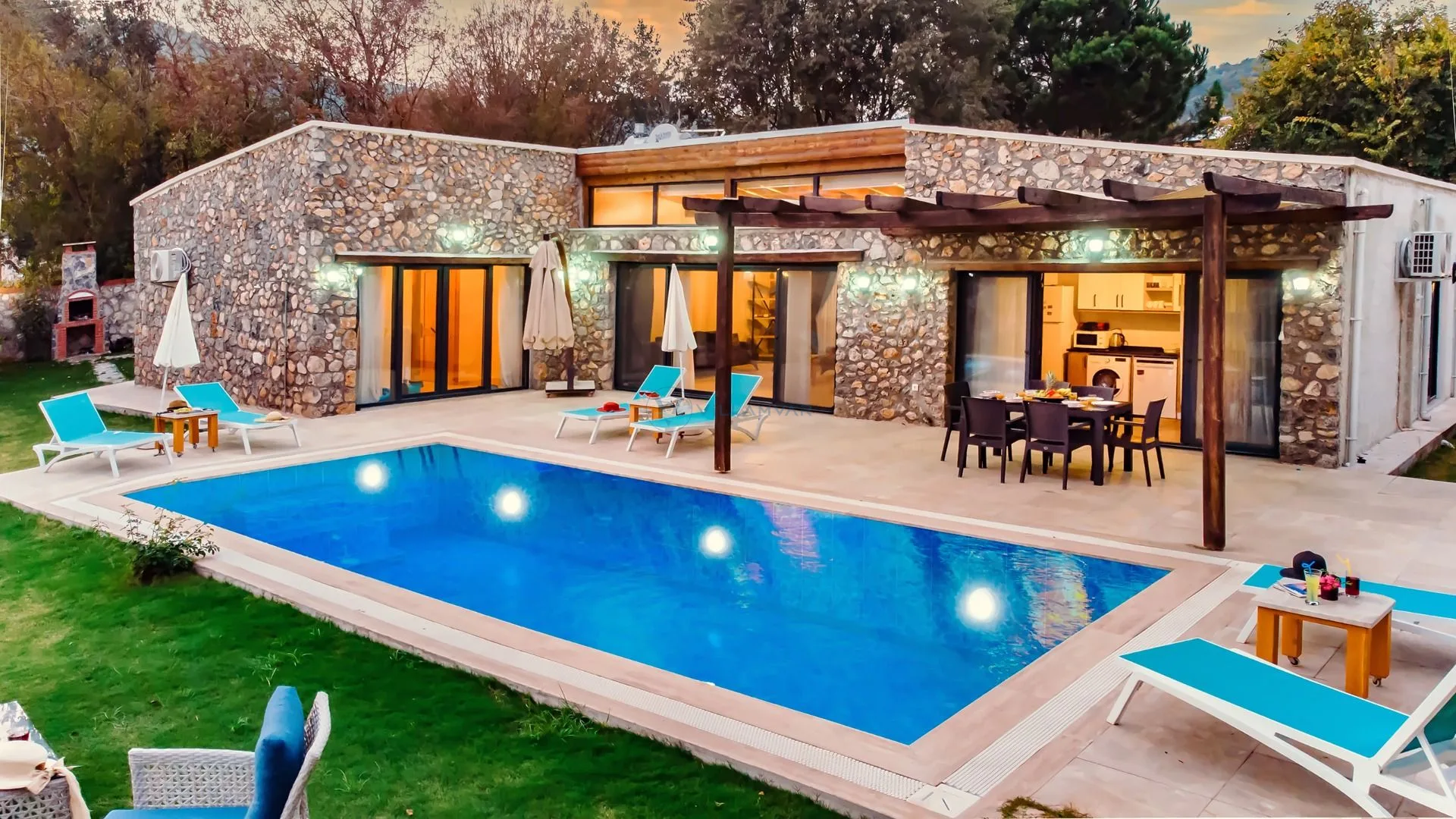 Villa Eterna