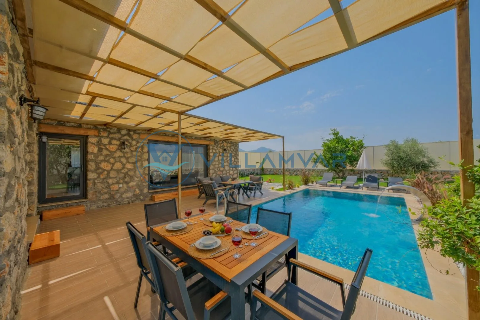 Villa İris