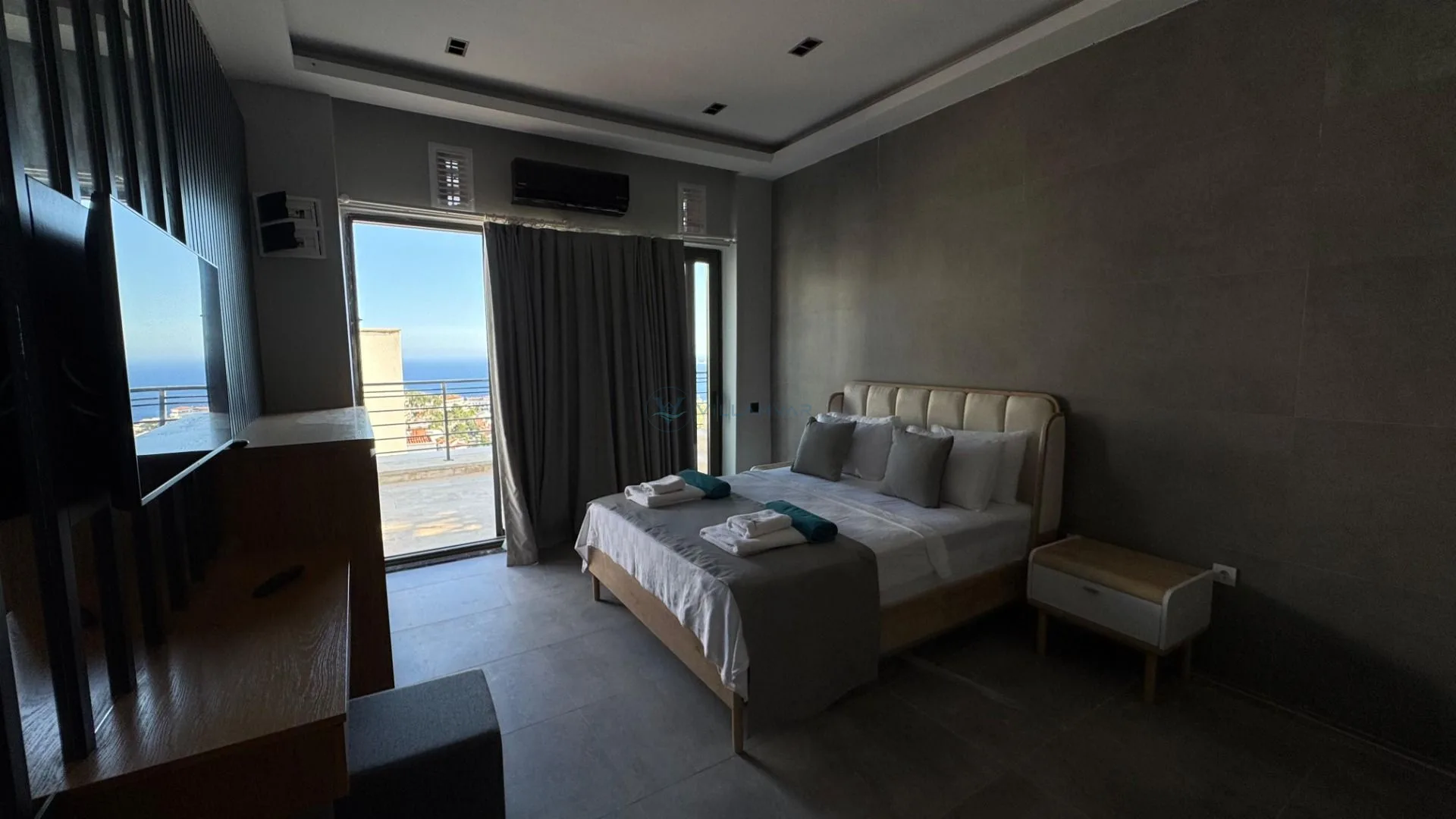 Villa Royal Life