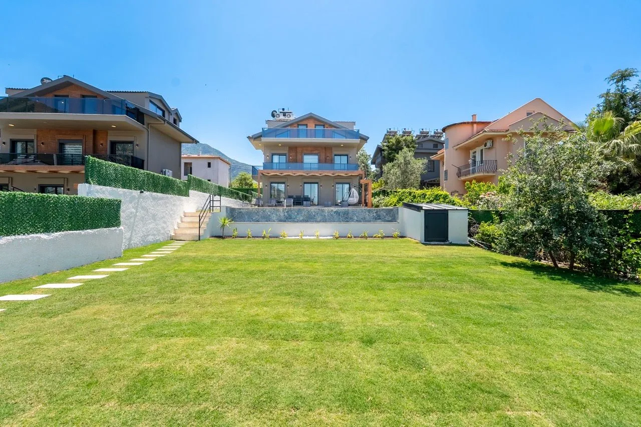 Villa Ay Luxe