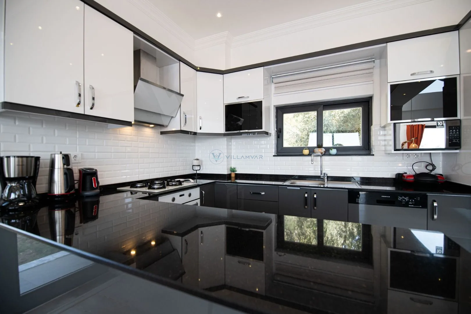 Villa Mert Akbel