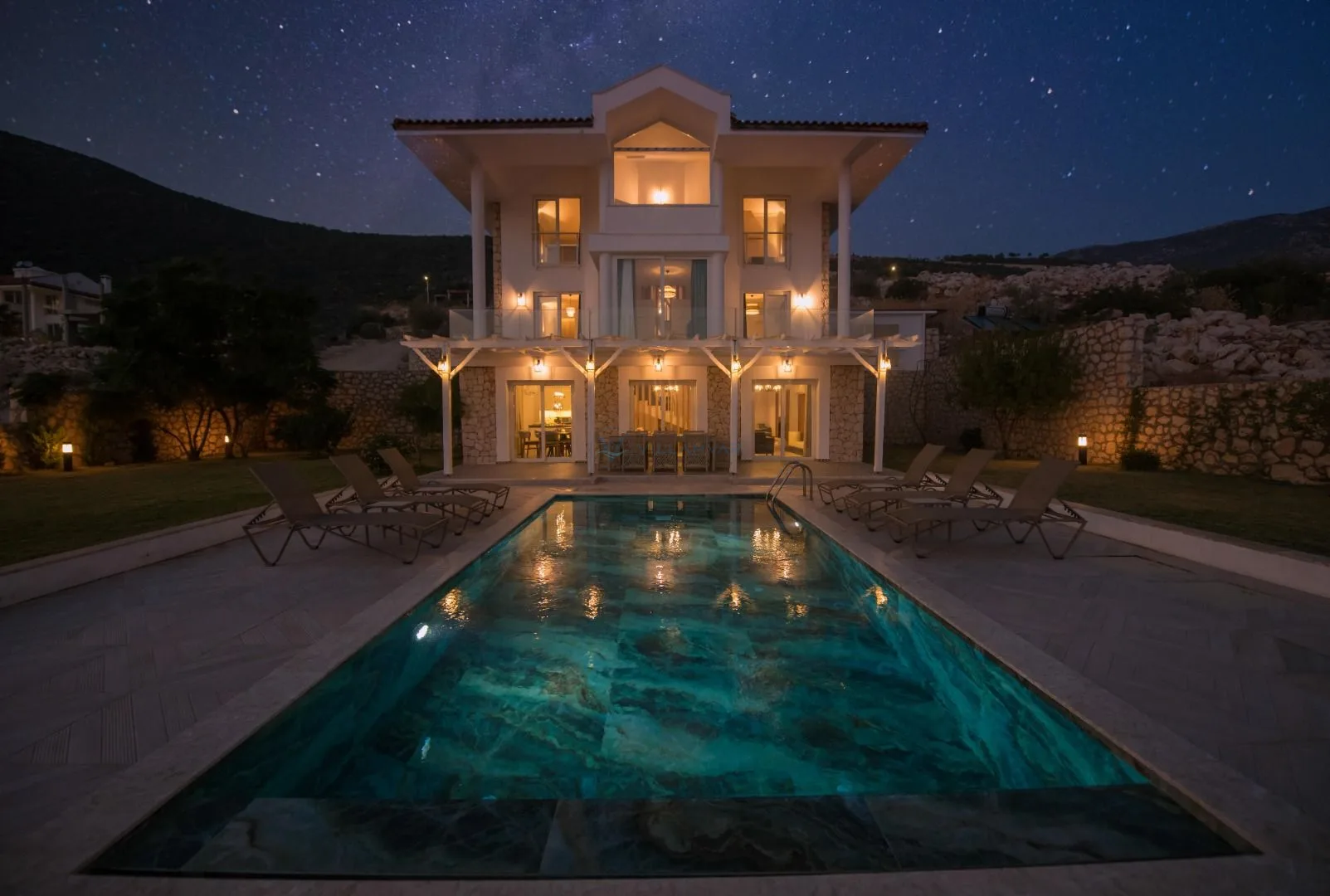 Villa Elena 2