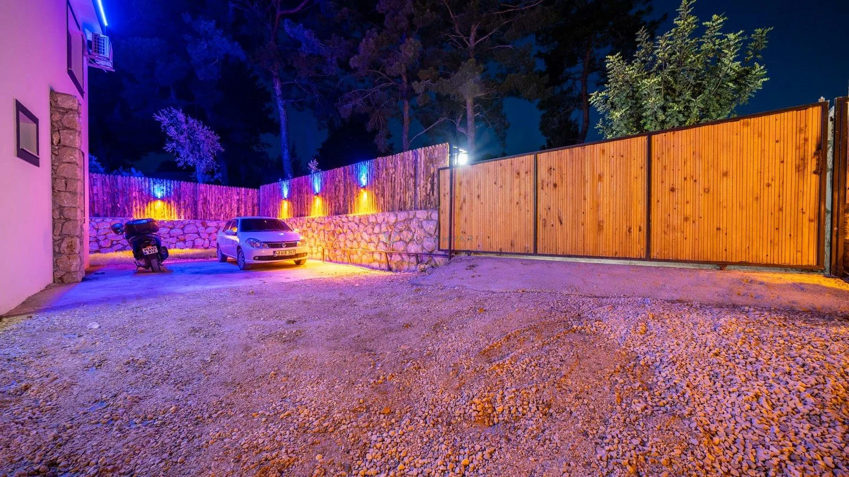 Villa Pine Garden