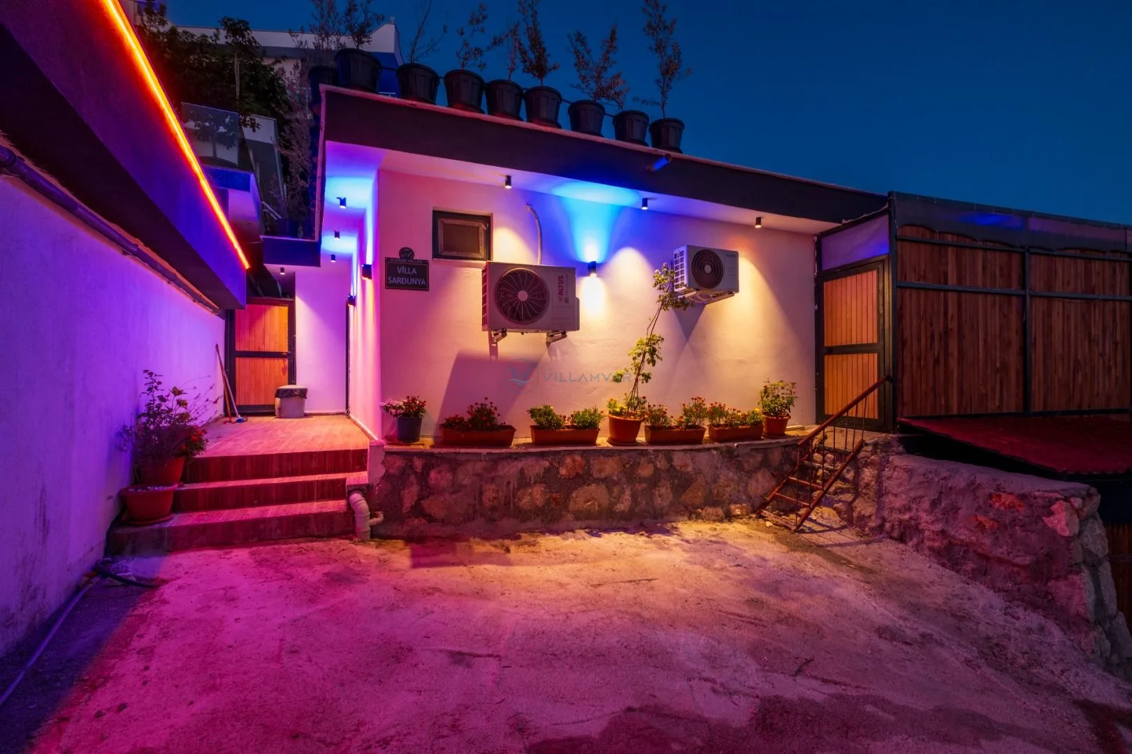 Villa Sardunya