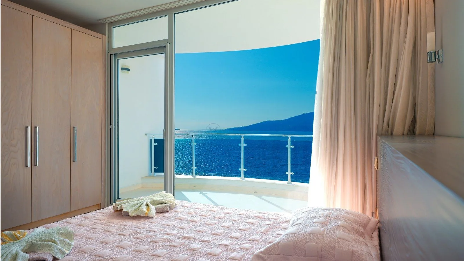 Villa Blue Diamond