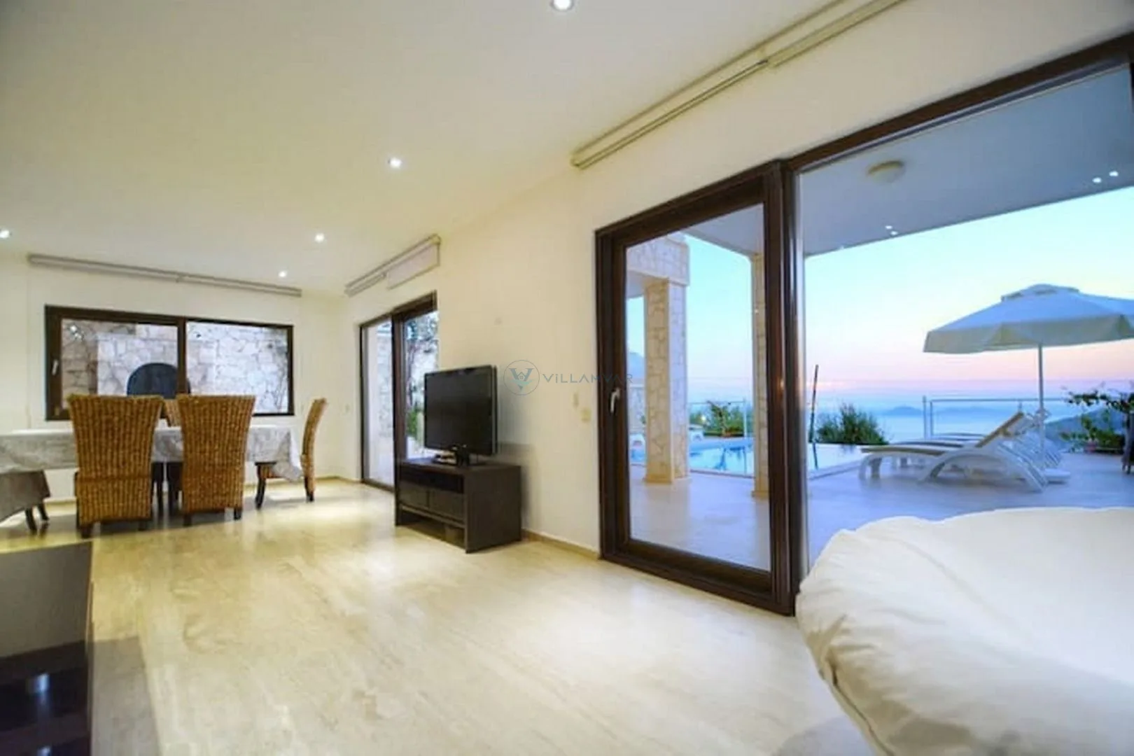 Villa Samsara 07-29