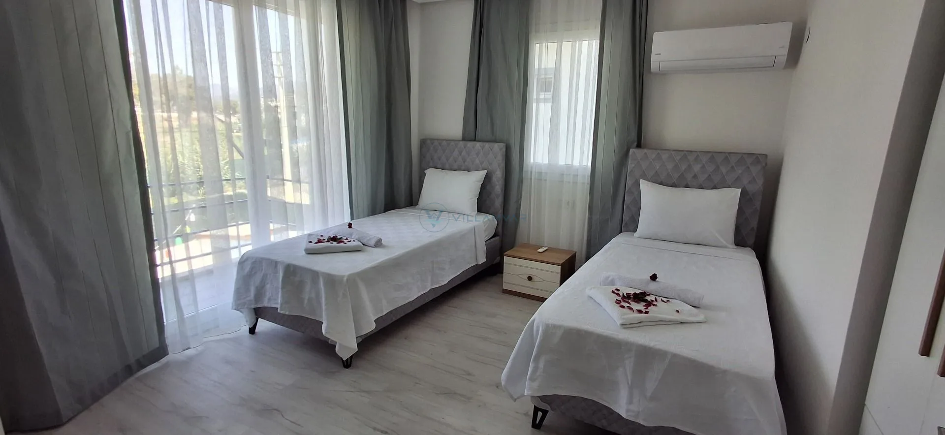 Villa Banora 2