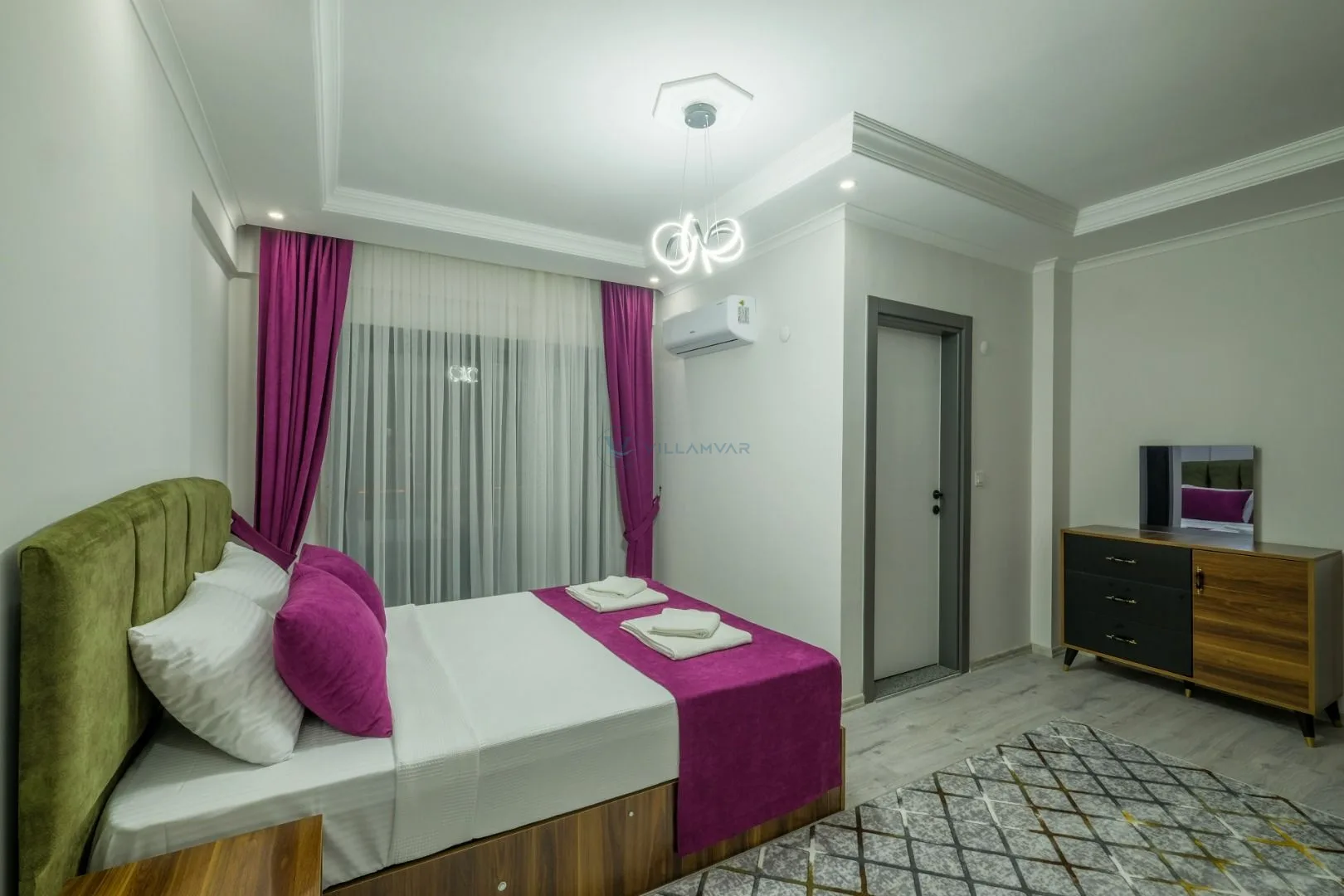 Villa Maske Duo