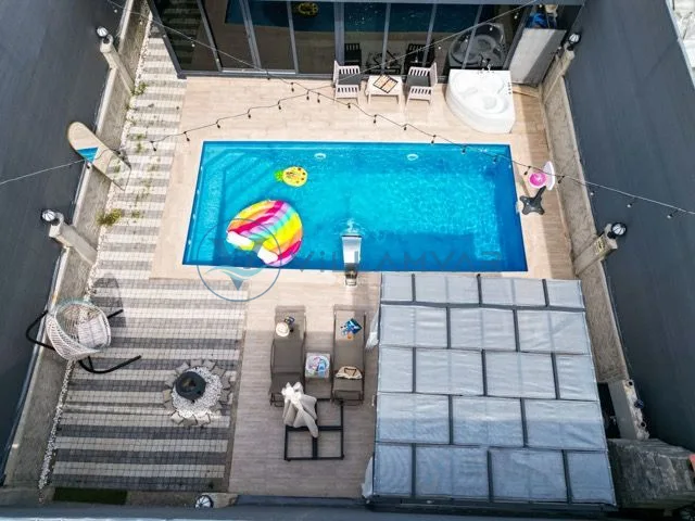 Crystal De-Luxe Villa