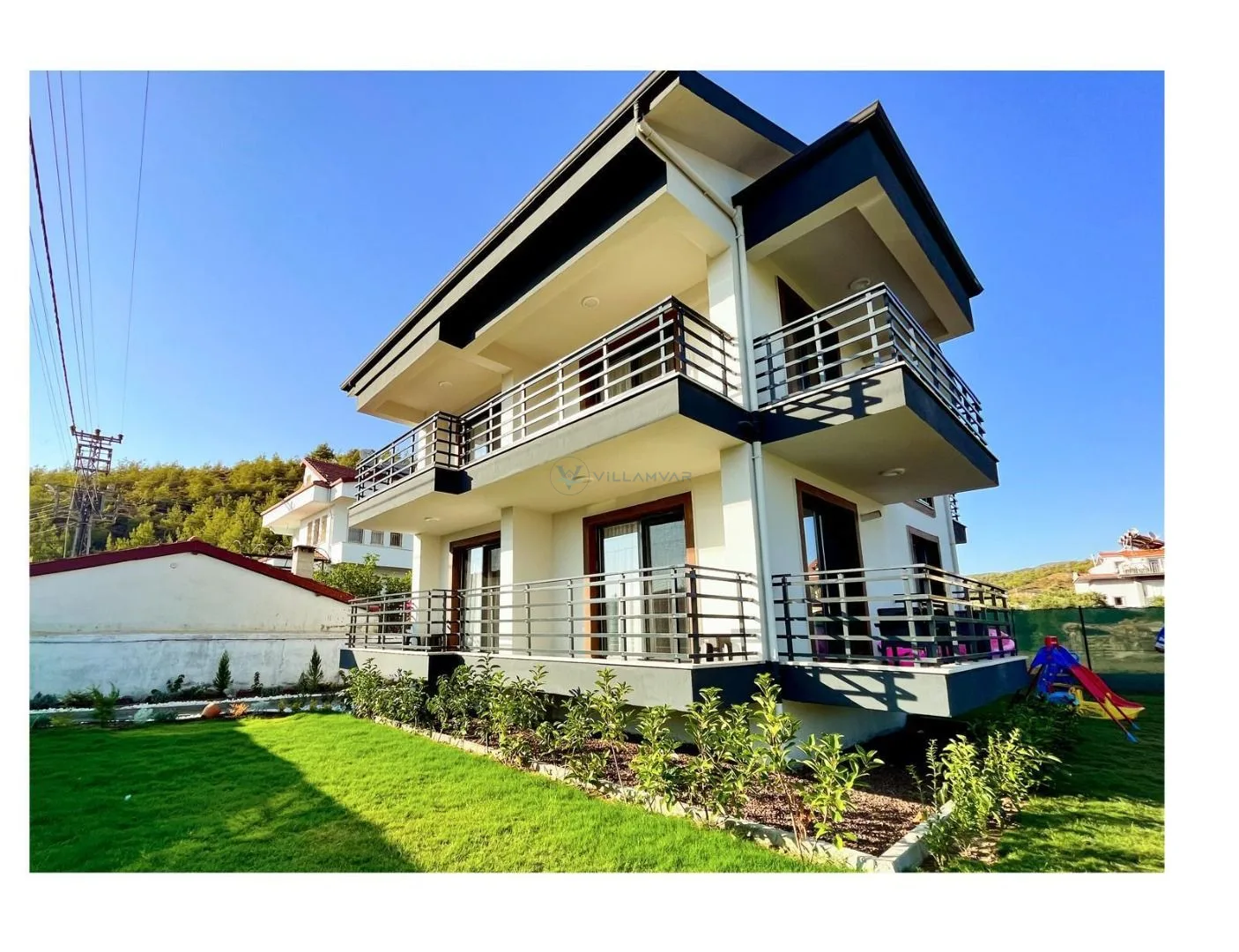 Villa 121