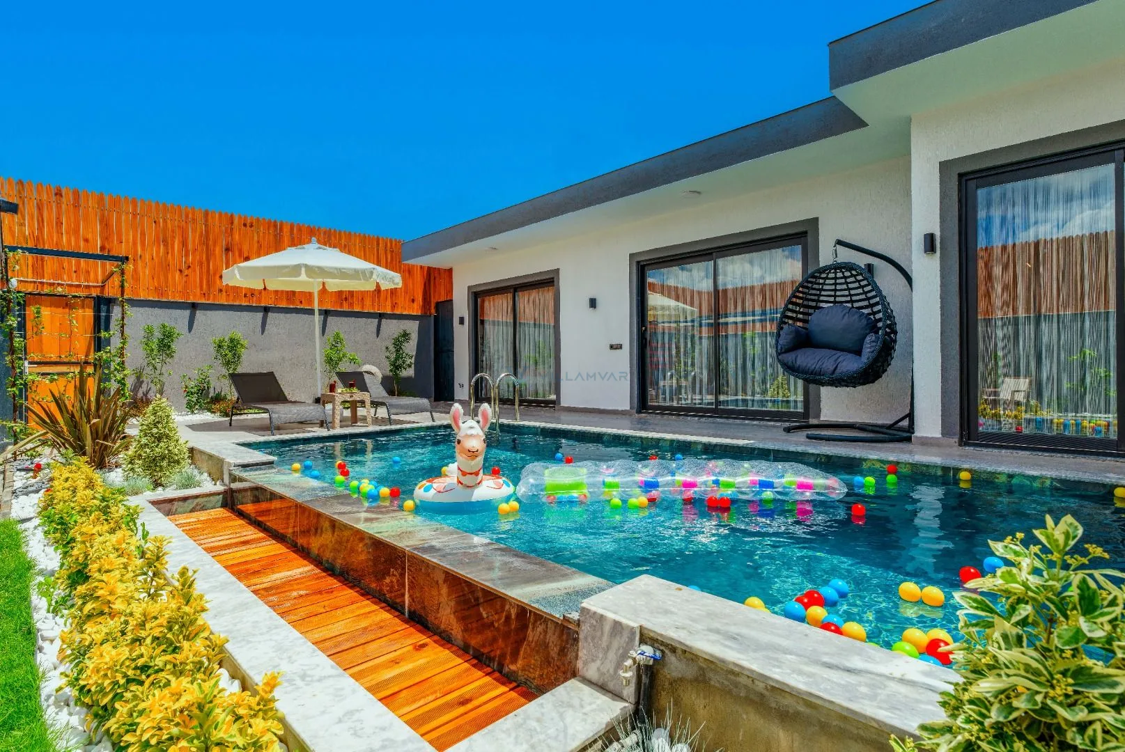 Villa Eylül Duo