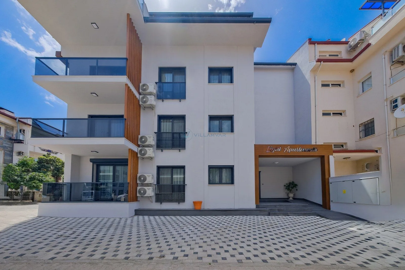 Light Suite Apart 3