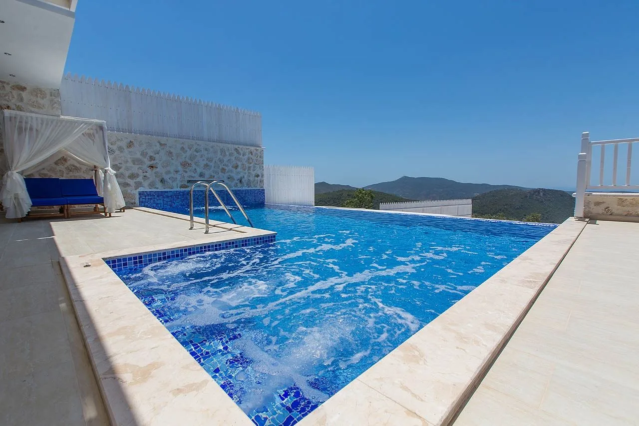 Villa Adelya