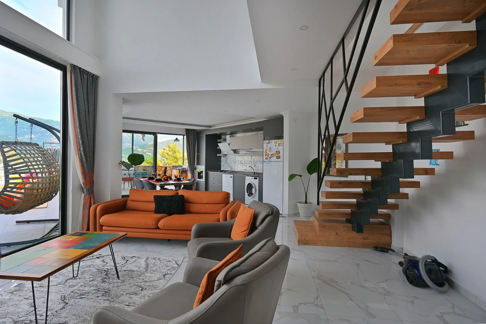 Villa Green House