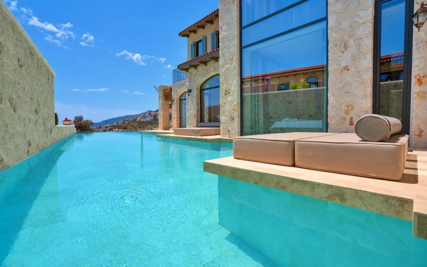 Muses Villa Erato