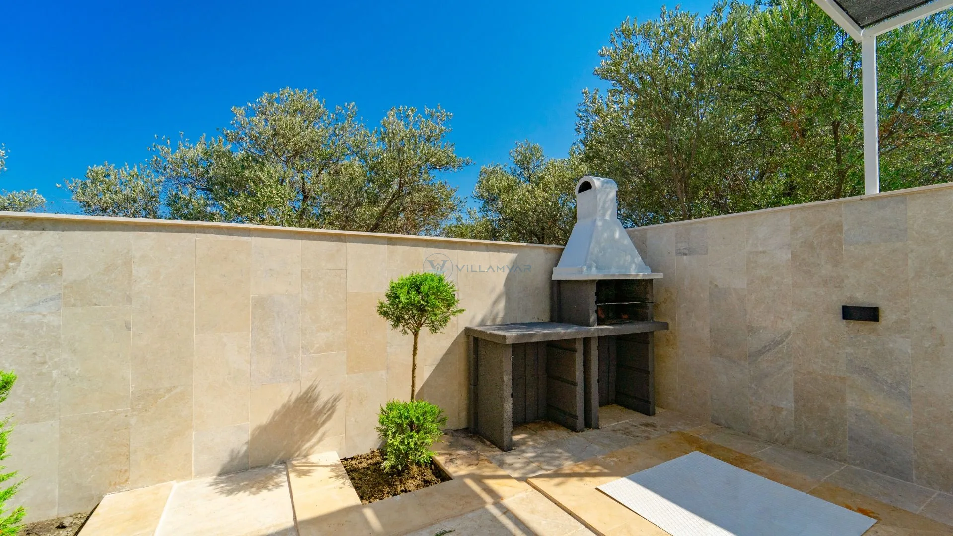 Villa Elexus