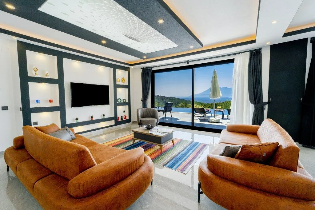 Villa Alaska