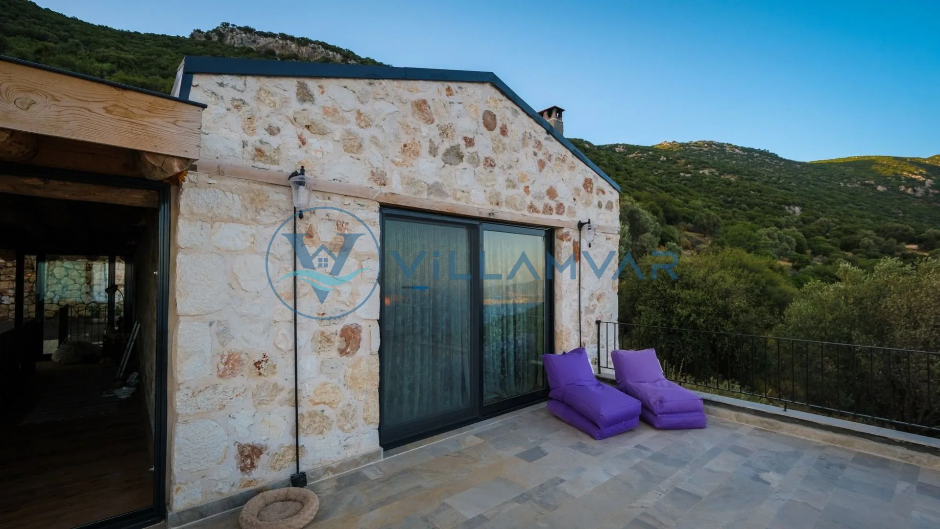 Villa Silver House