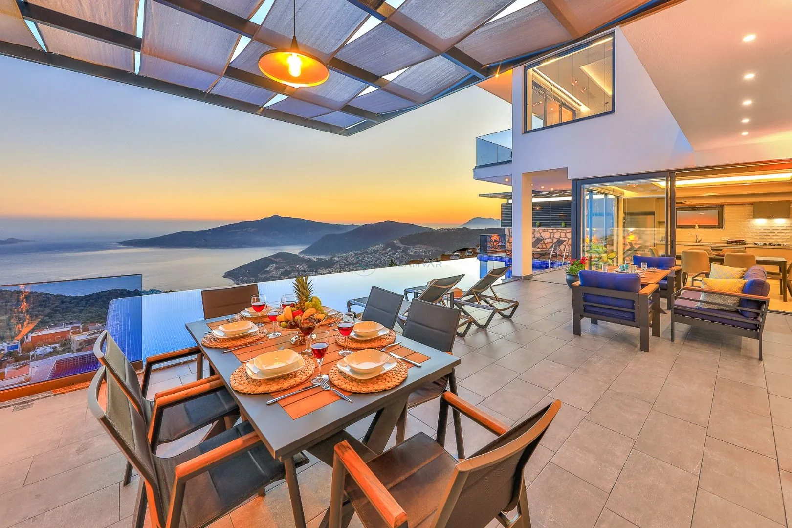 Villa Astral