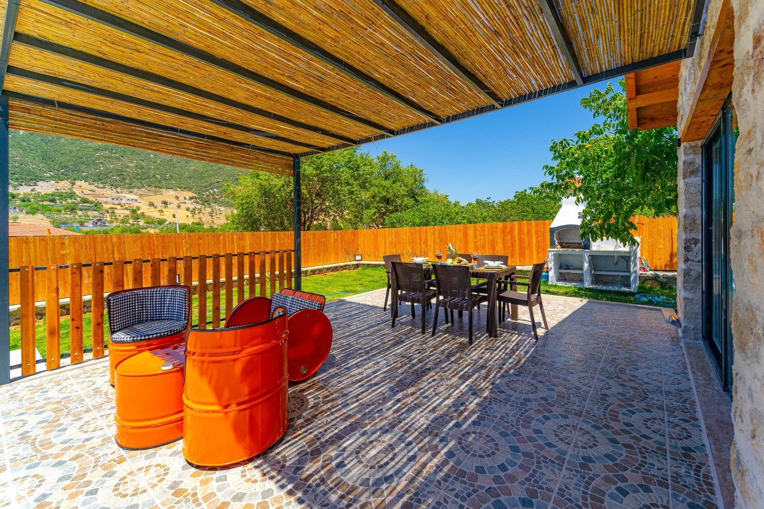 Villa Ceviz
