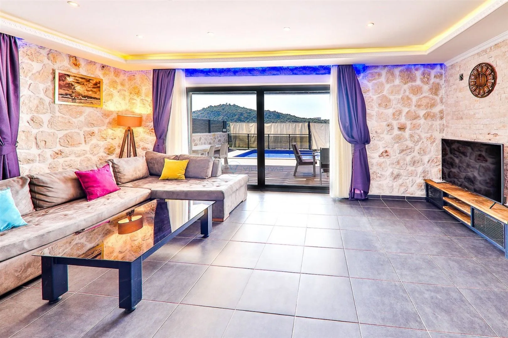 Villa Panamera Cal