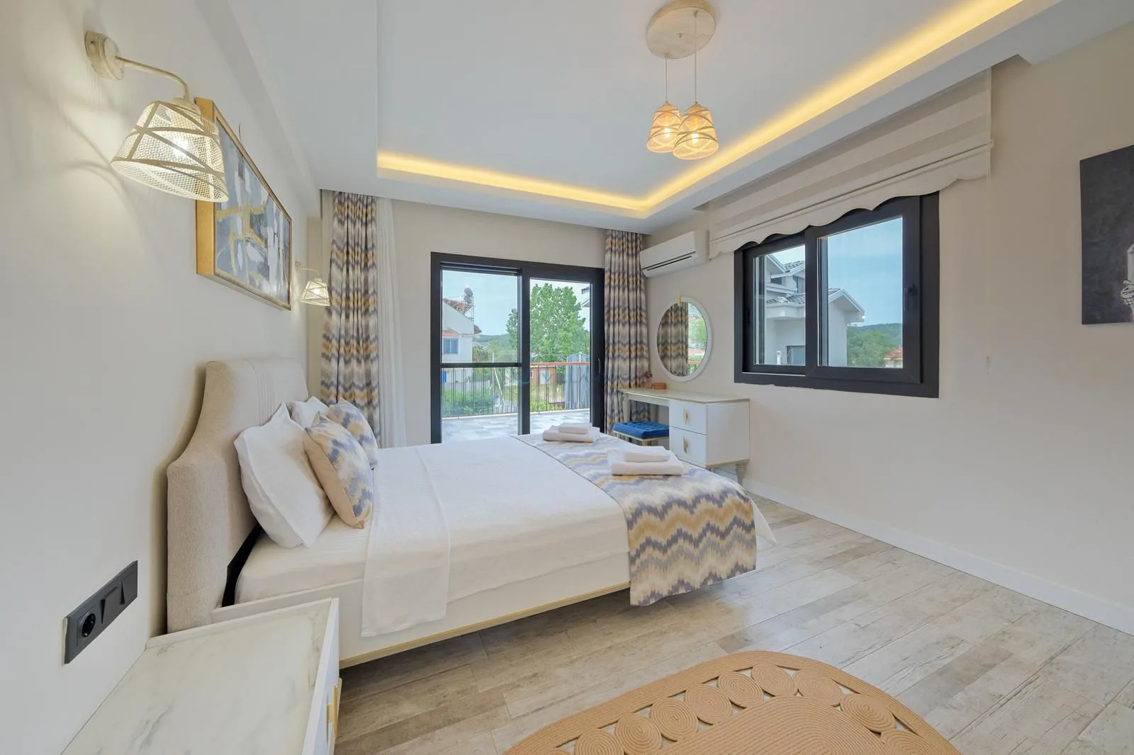 Villa Slay