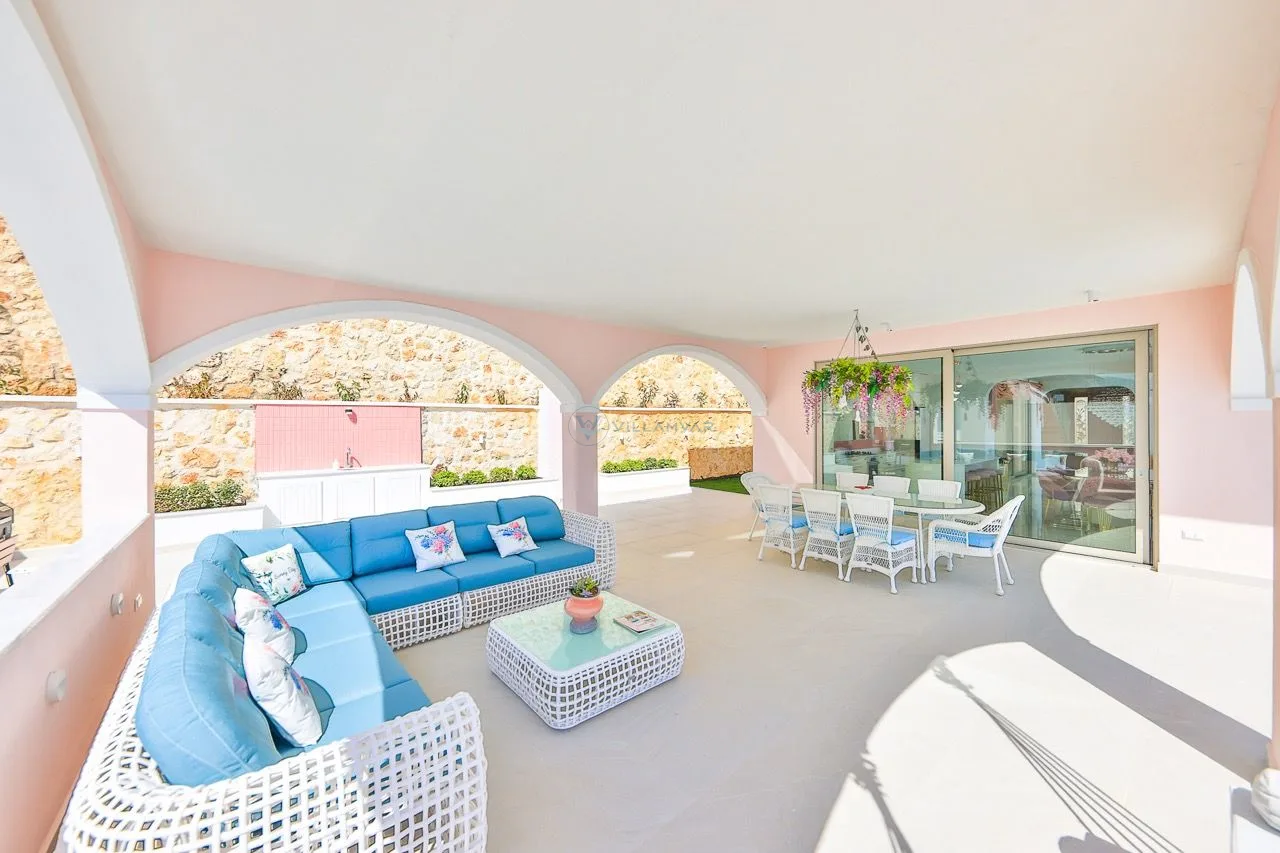 Villa Rosy