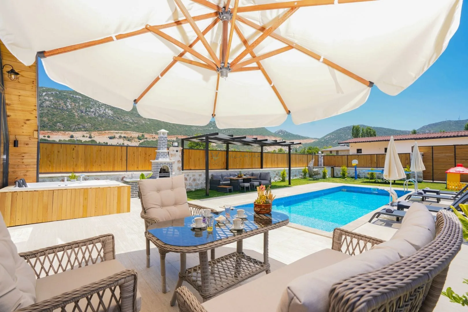 Villa Aslan Bezirgan