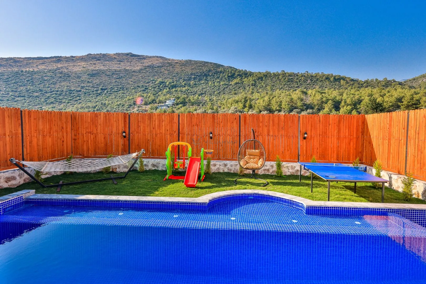 Villa White Castle