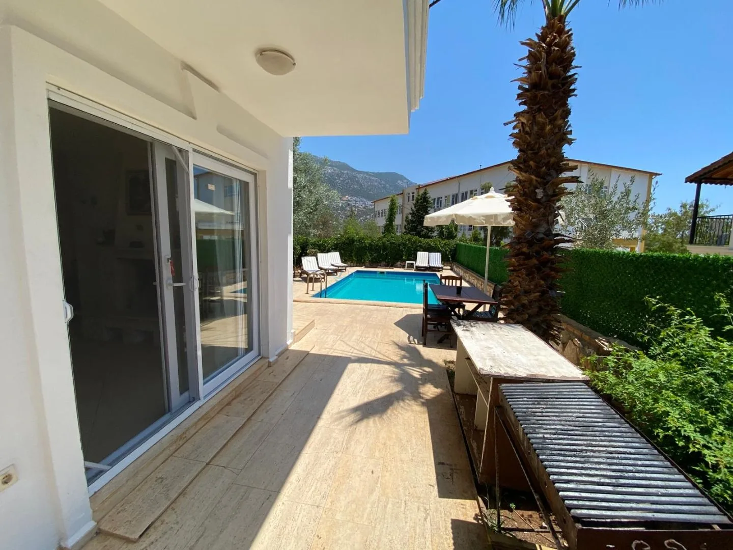 Villa Leton Kleo 2