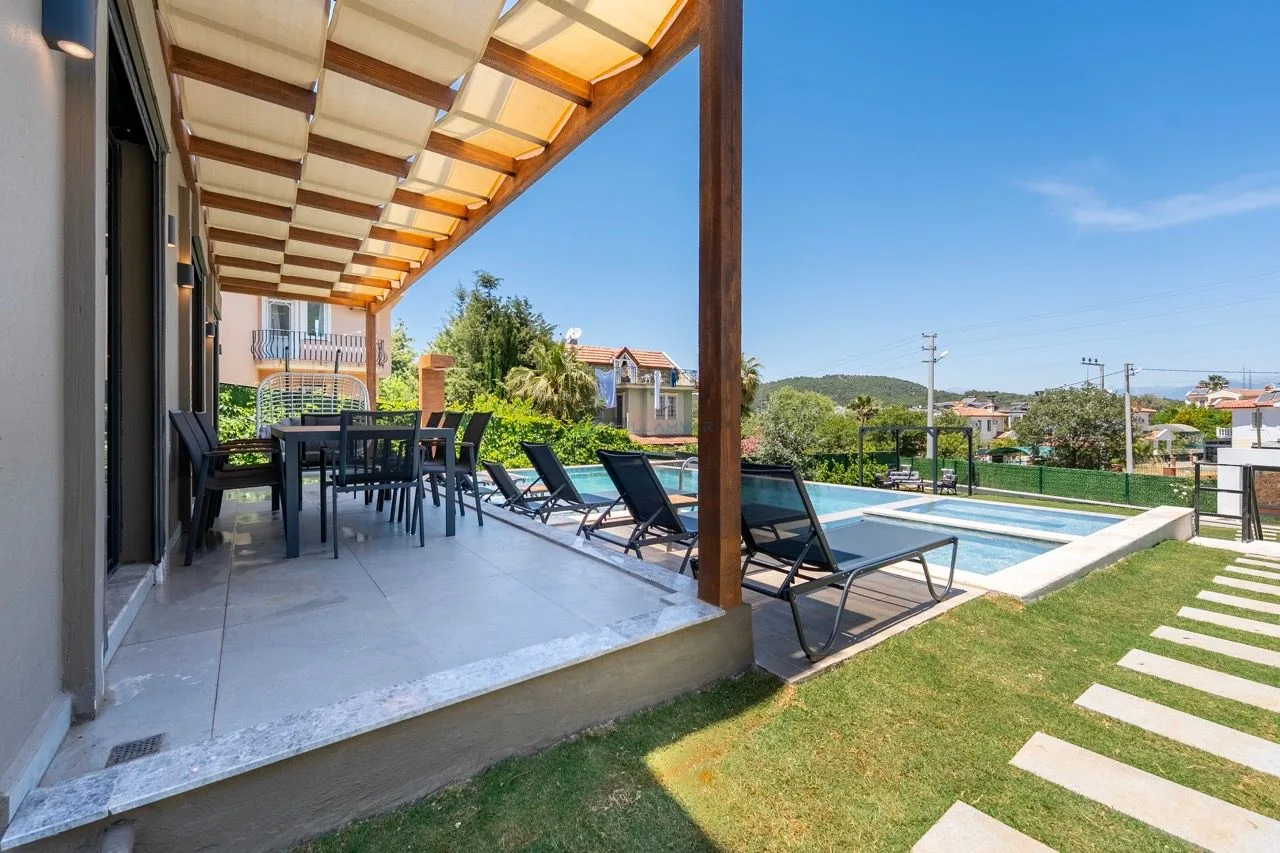 Villa Ay Luxe
