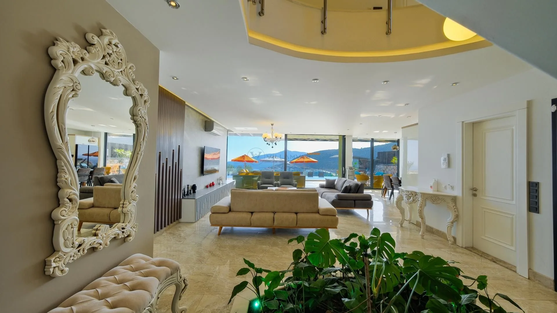 Villa Topic