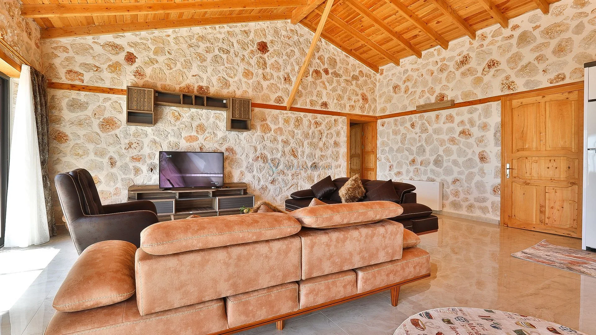 Villa Kum Tanesi