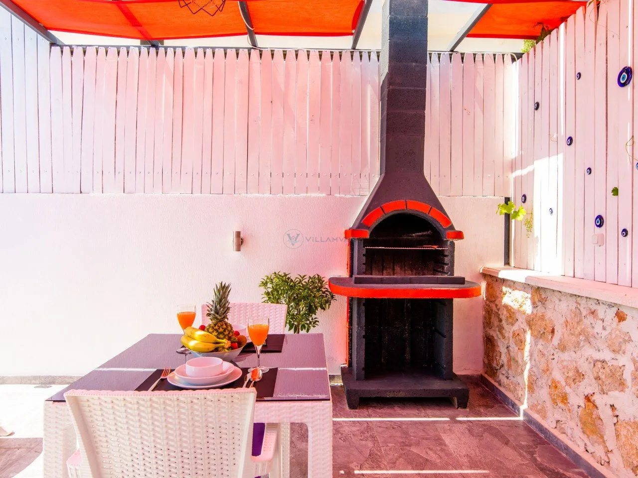 Villa Gece Üzümlü