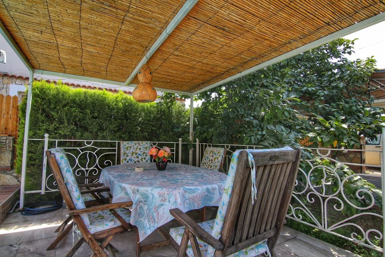 Villa Ata