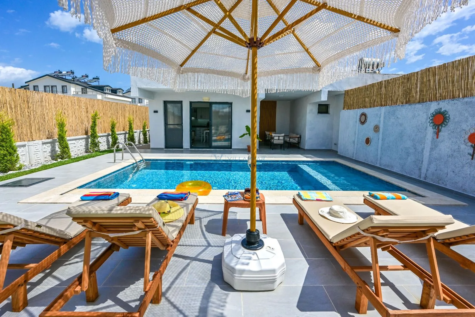 Villa limonia