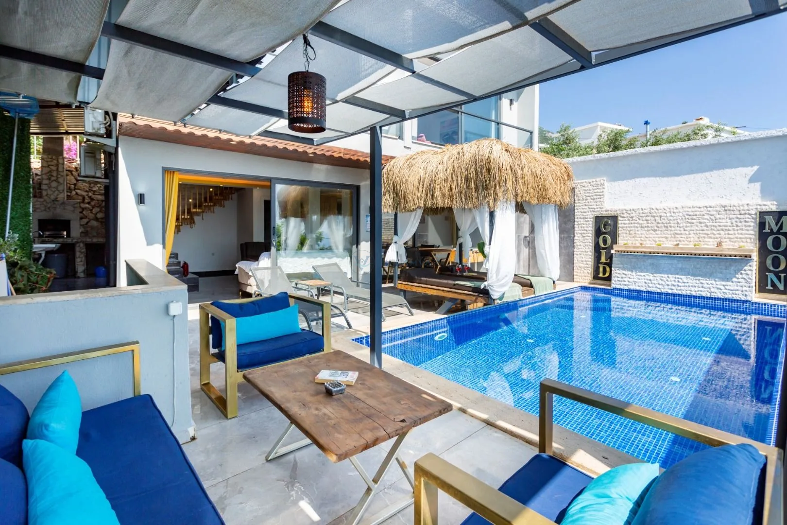 Villa Gold Moon