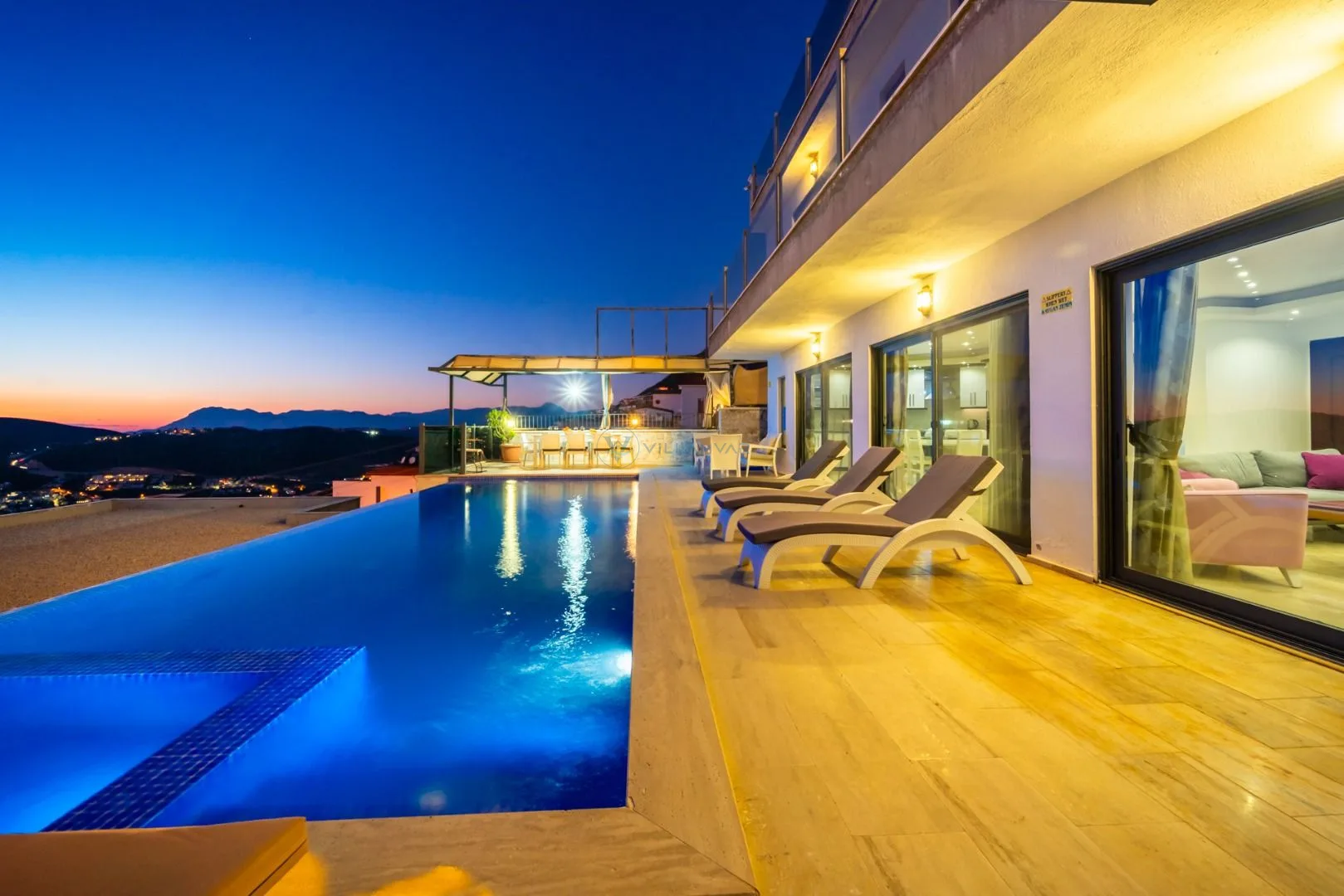 Villa Nisan