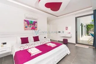 Villa Elif Üzümlü 1