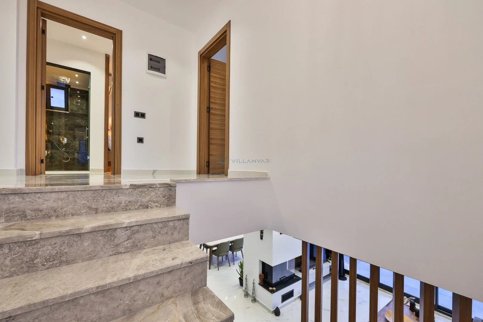Villa Fî Manor