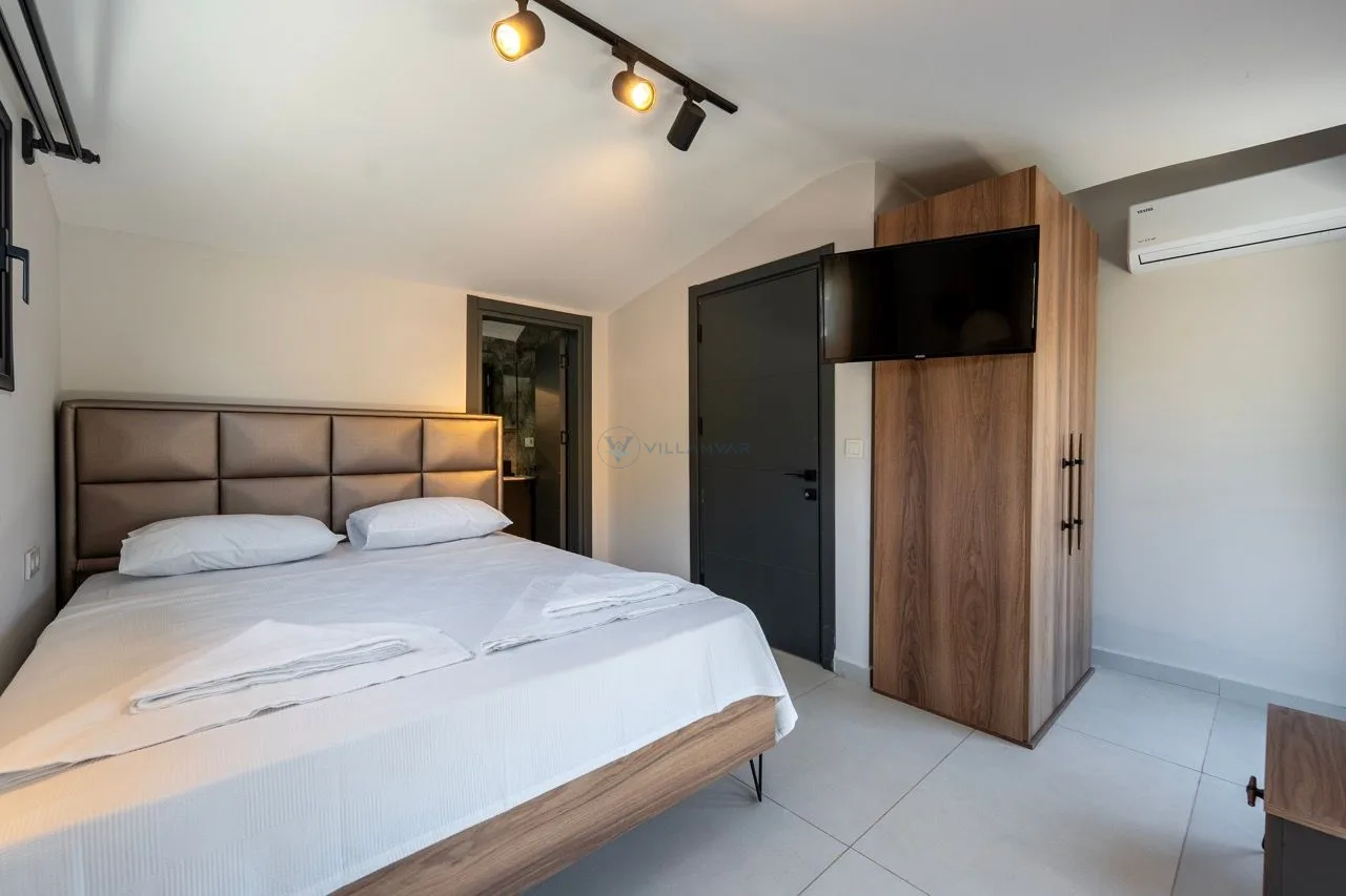 Villa Ay Luxe