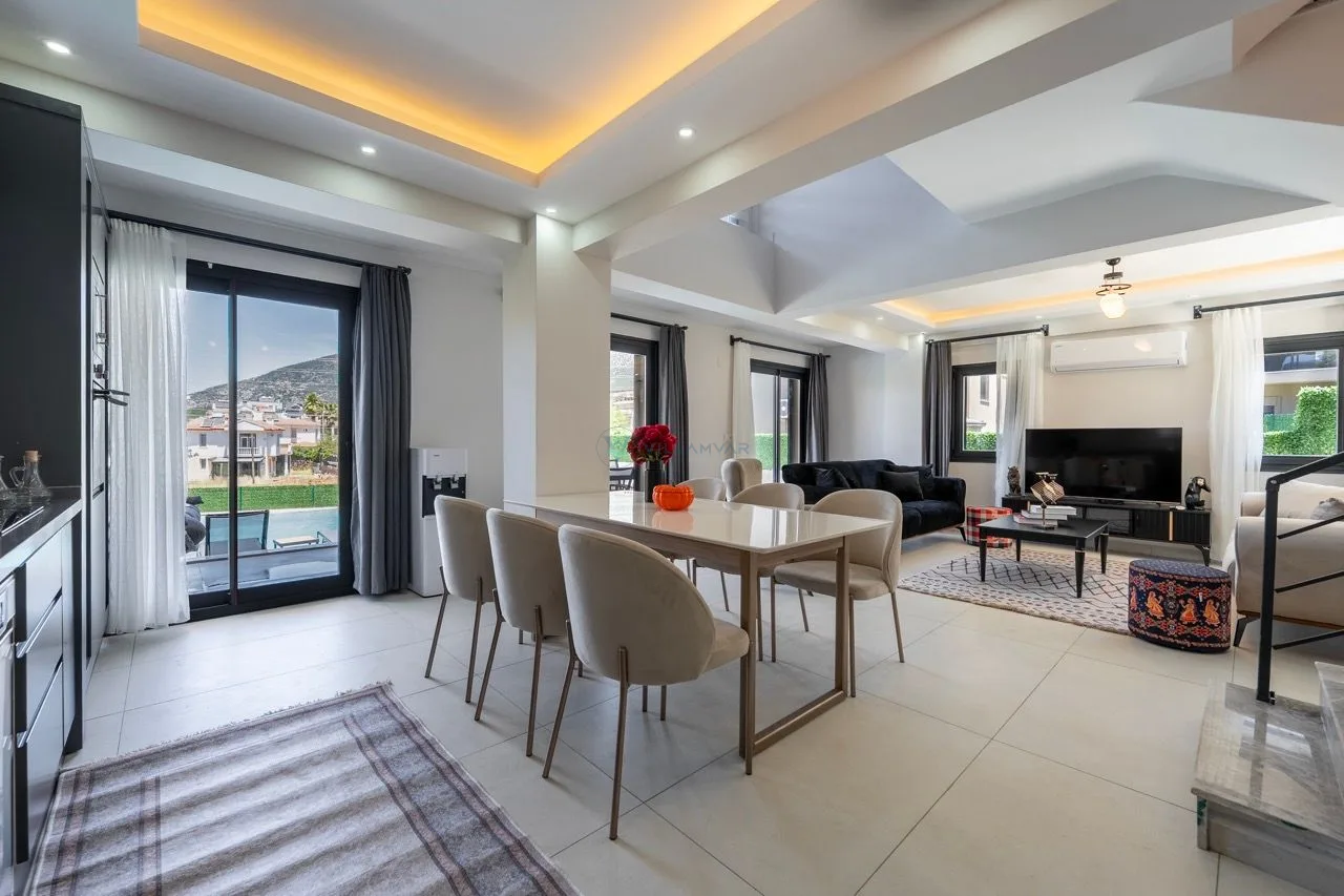 Villa Ay Luxe
