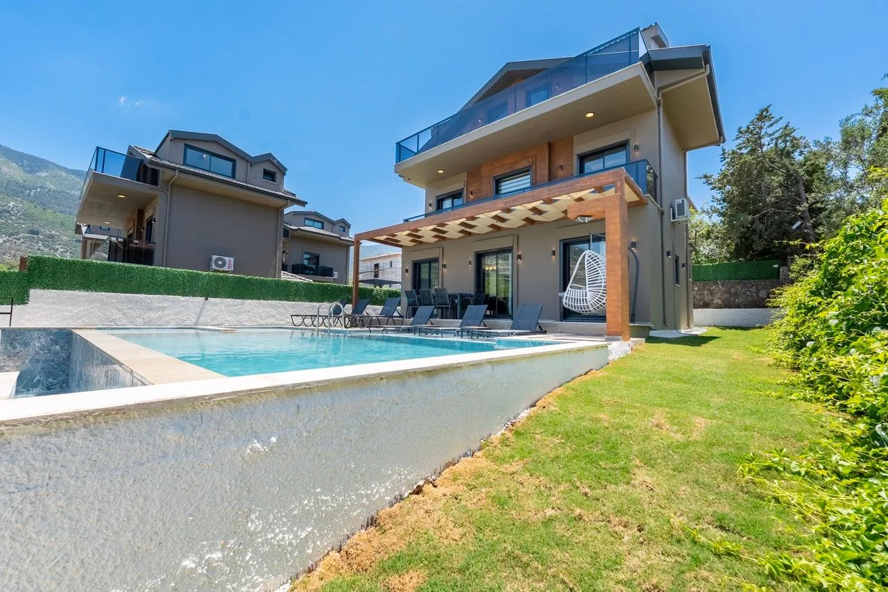 Villa Ay Luxe