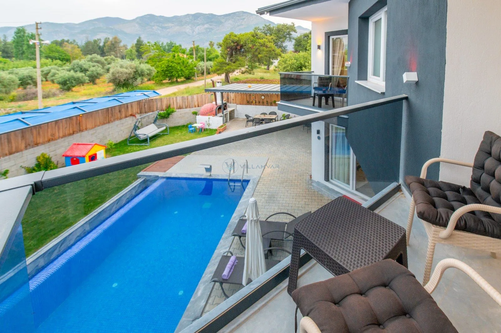 Villa Esenimo