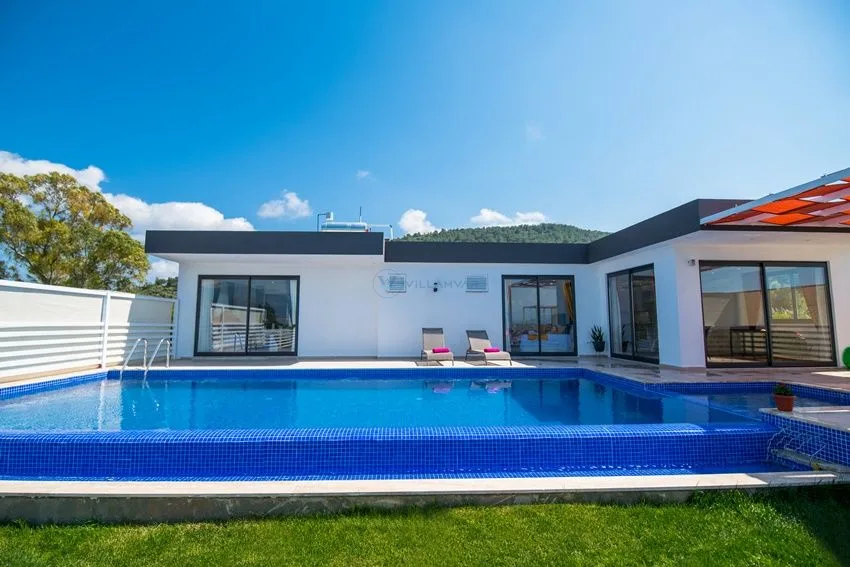 Villa Nar Çiceği
