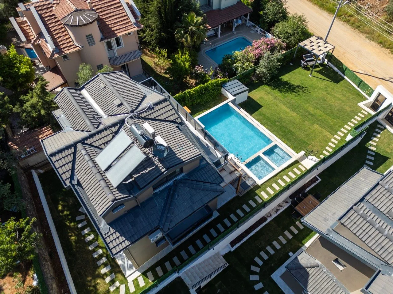 Villa Ay Luxe