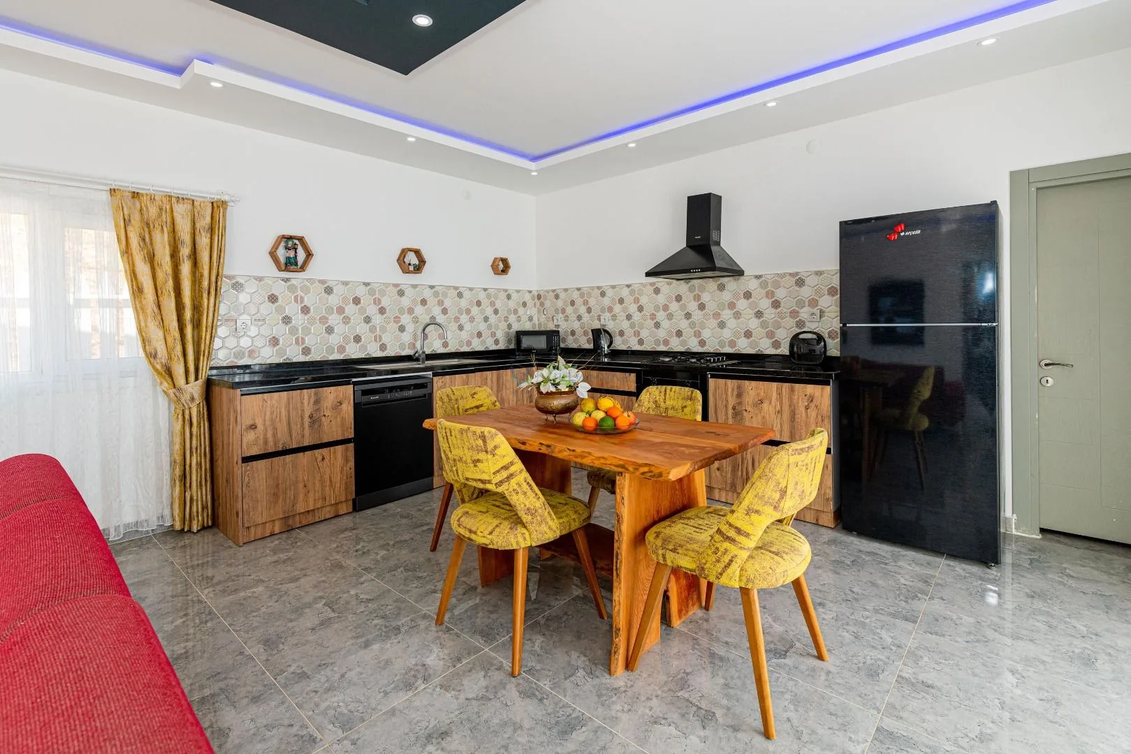 VR Villa Nazo