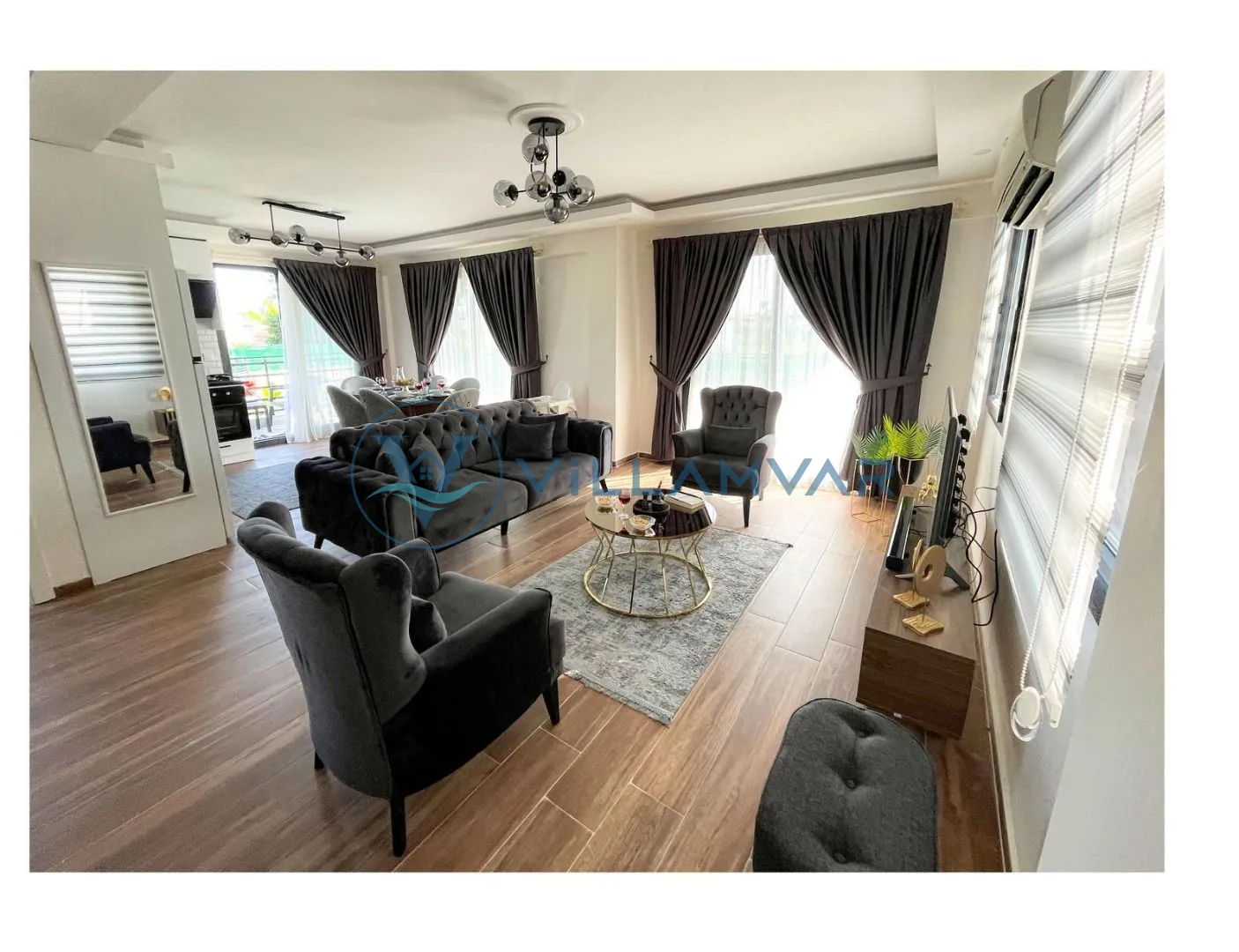 Villa 121