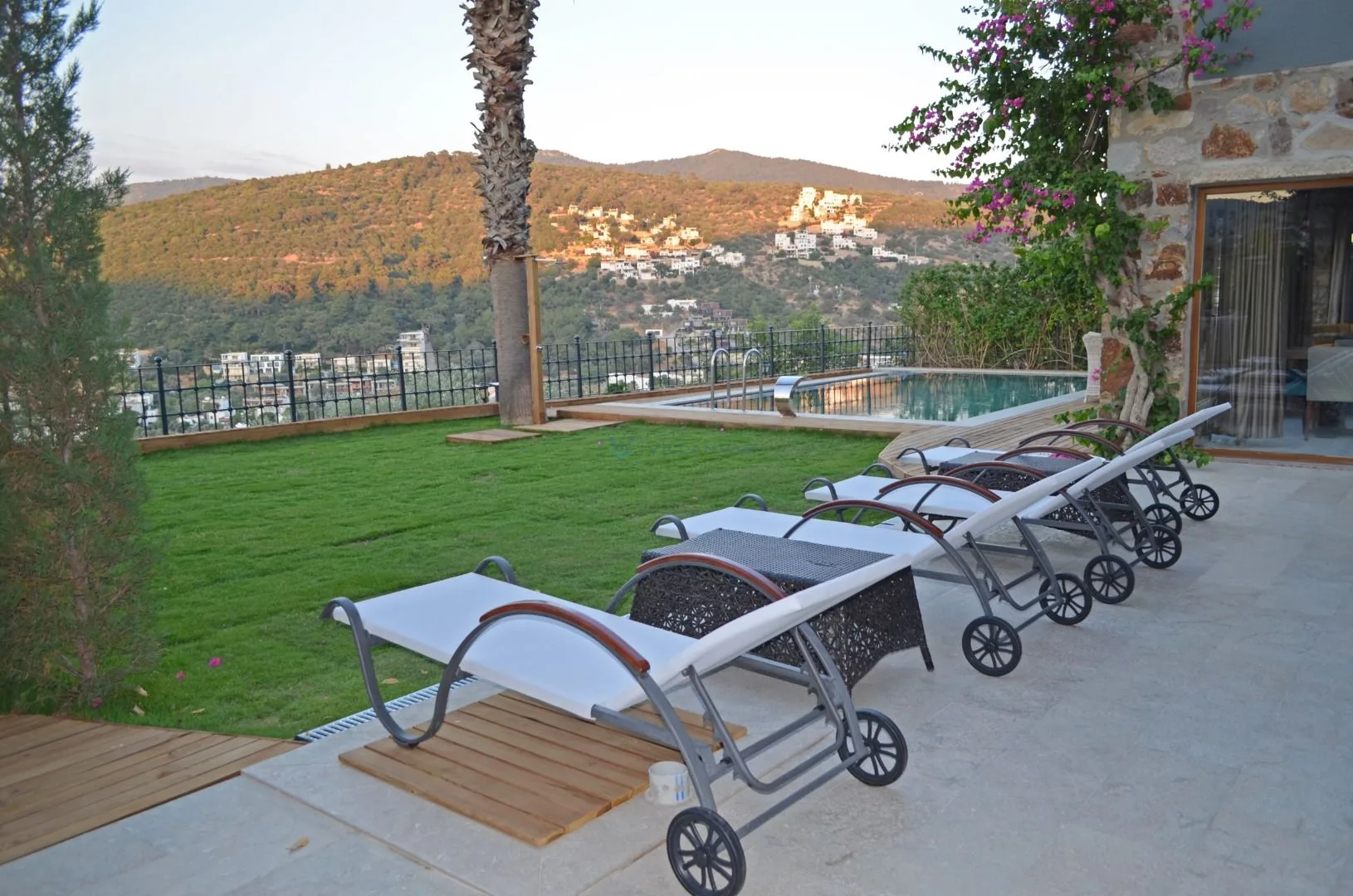 Villa Erik Çiçeği 2